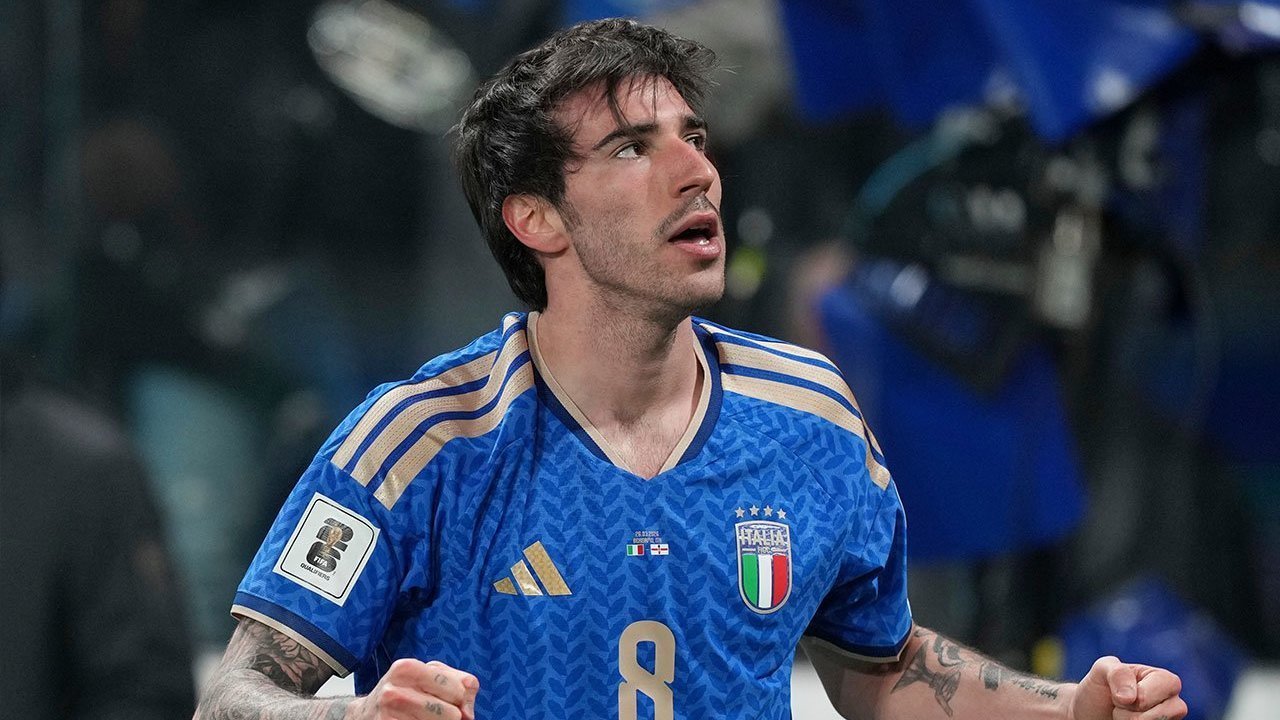 MU PHP, Sandro Tonali Bakal Gabung Klub EPL Ini?